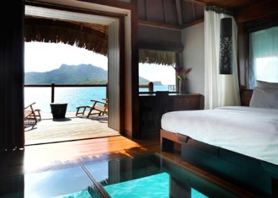 Strictly Overwater Bungalows In Tahiti With Glass Floors